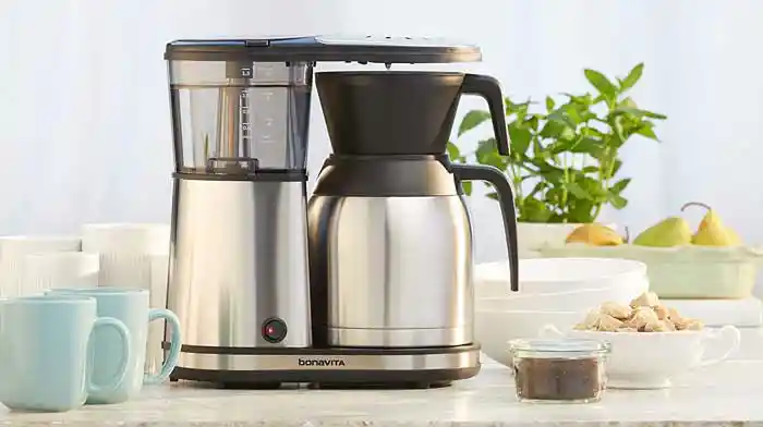 Automatic pour over coffee maker
